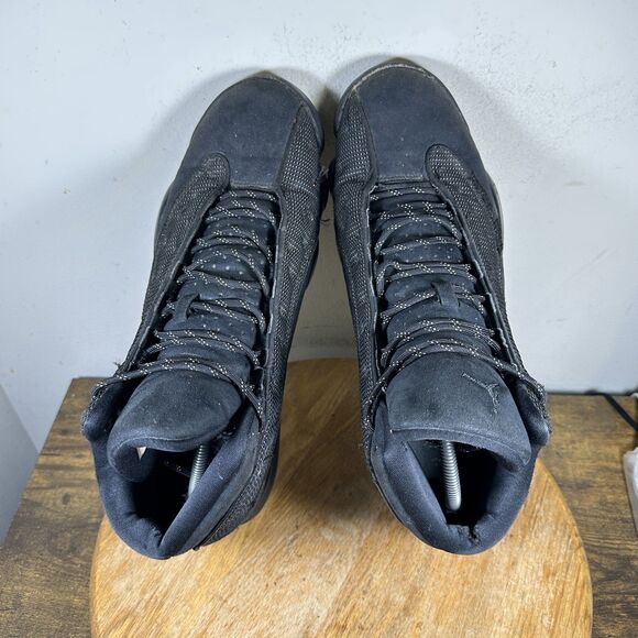 Athletic_Shoes
